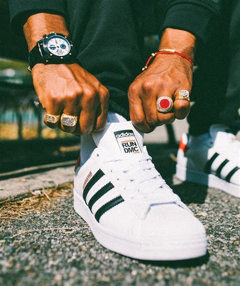 Adidas Superstar without laces